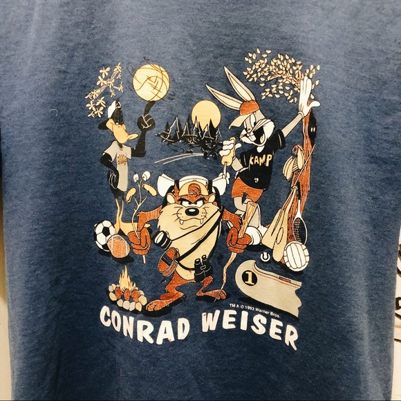 Urban Outfitters Tops - Vintage looney toons graphic tee